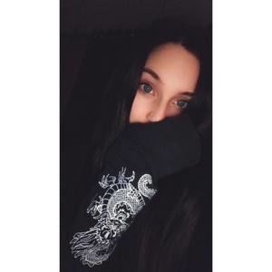 Meet your Posher, Megaan elizabeth